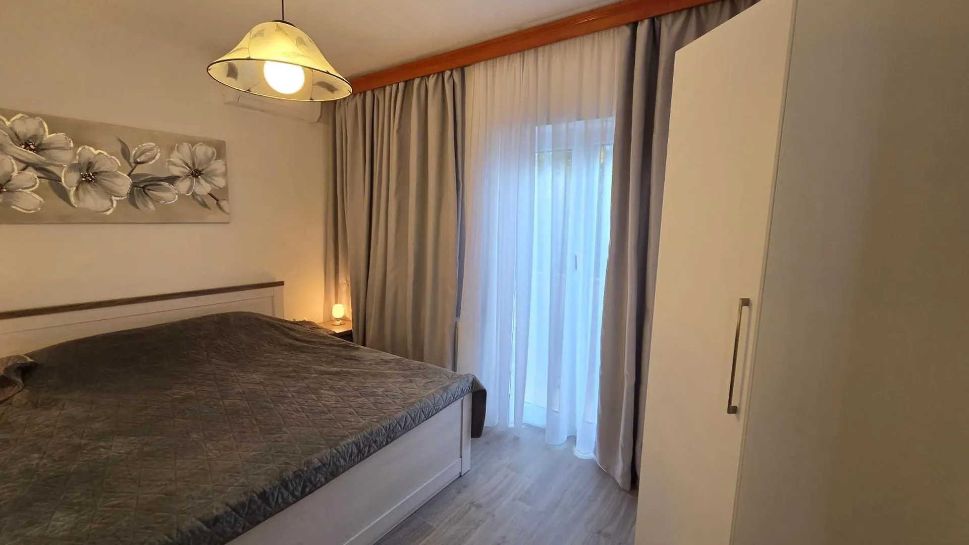 Apartments & Rooms Nensi Baška Chorwacja