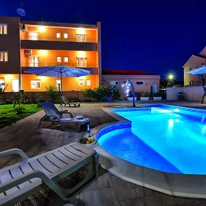 Bonex Apartman Privlaka