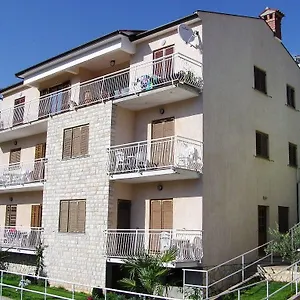Adria Vendégház Rabac