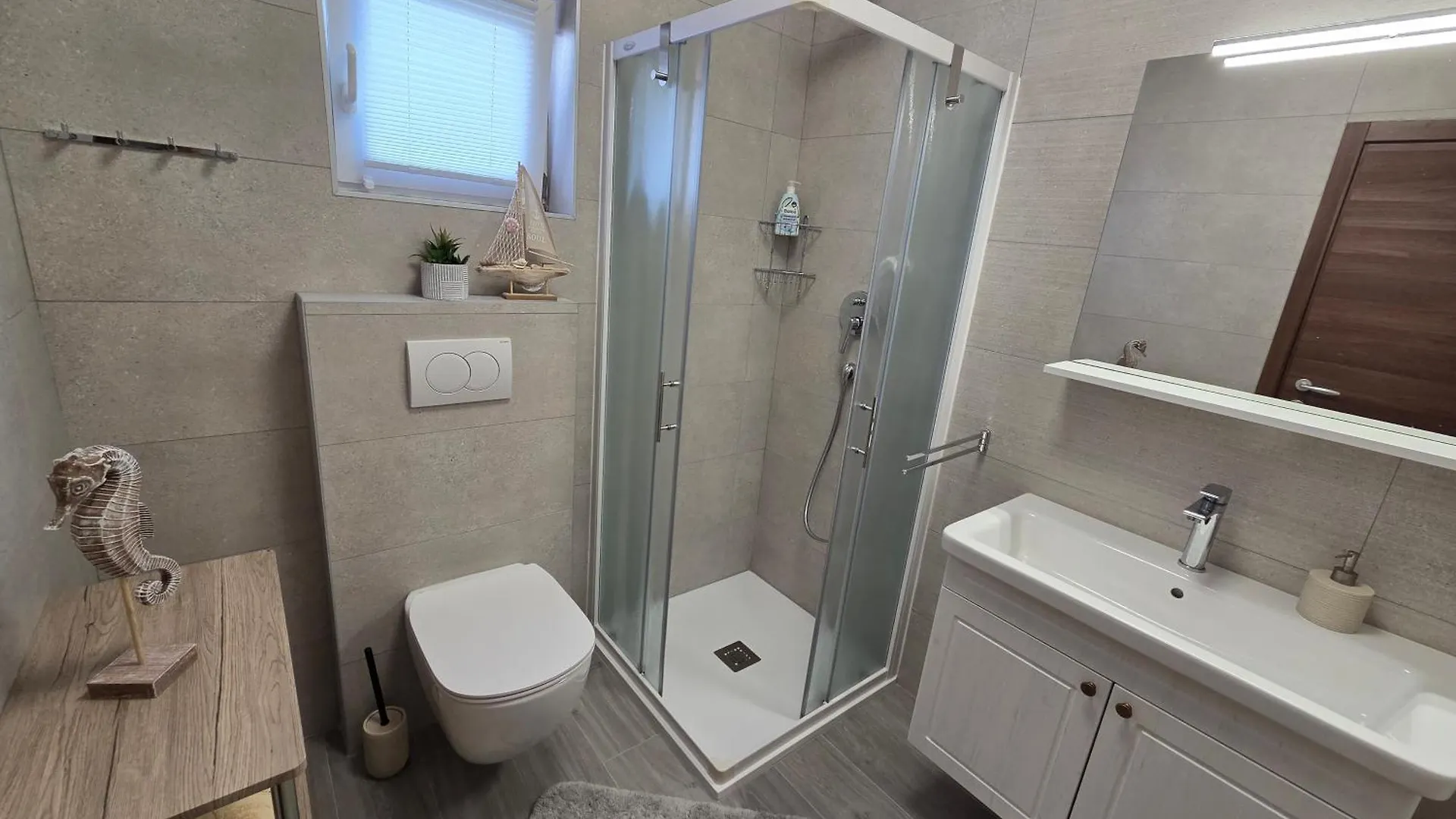 Apartments & Rooms Nensi Croatia