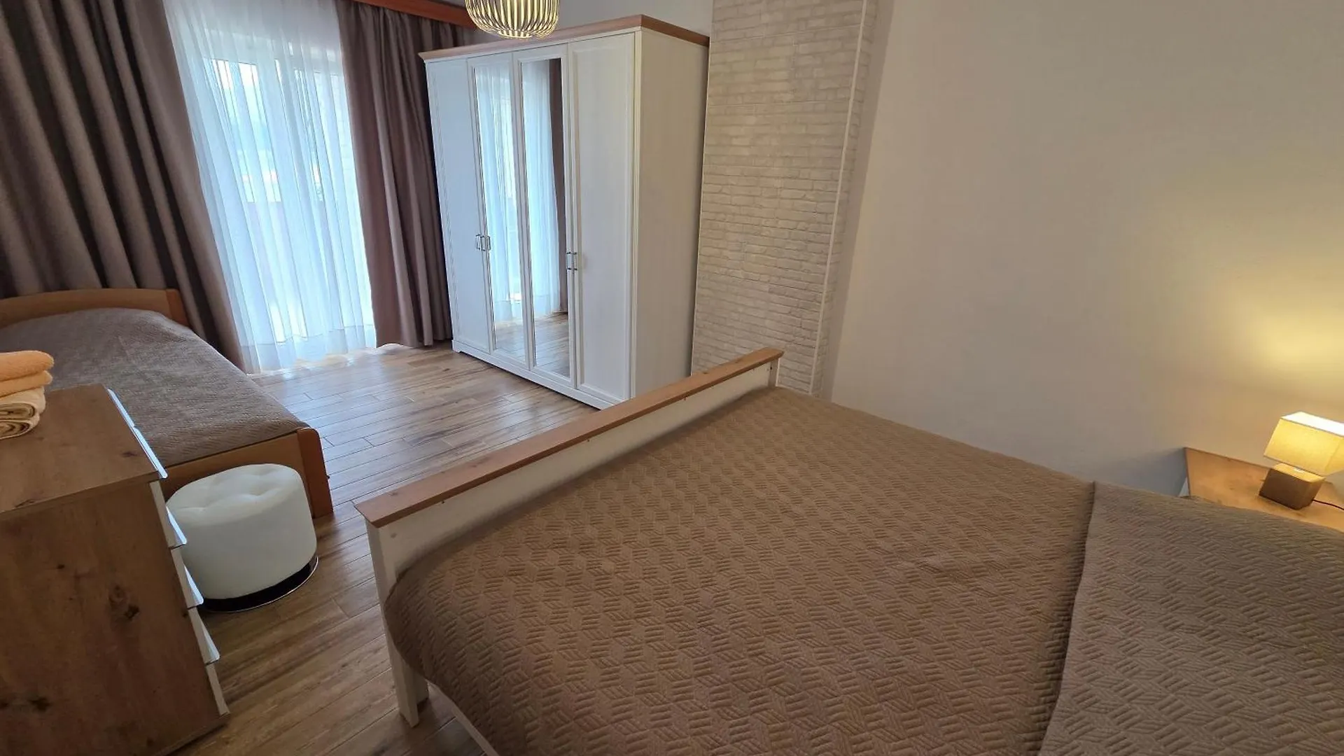 Apartments & Rooms Nensi Baska (Krk)