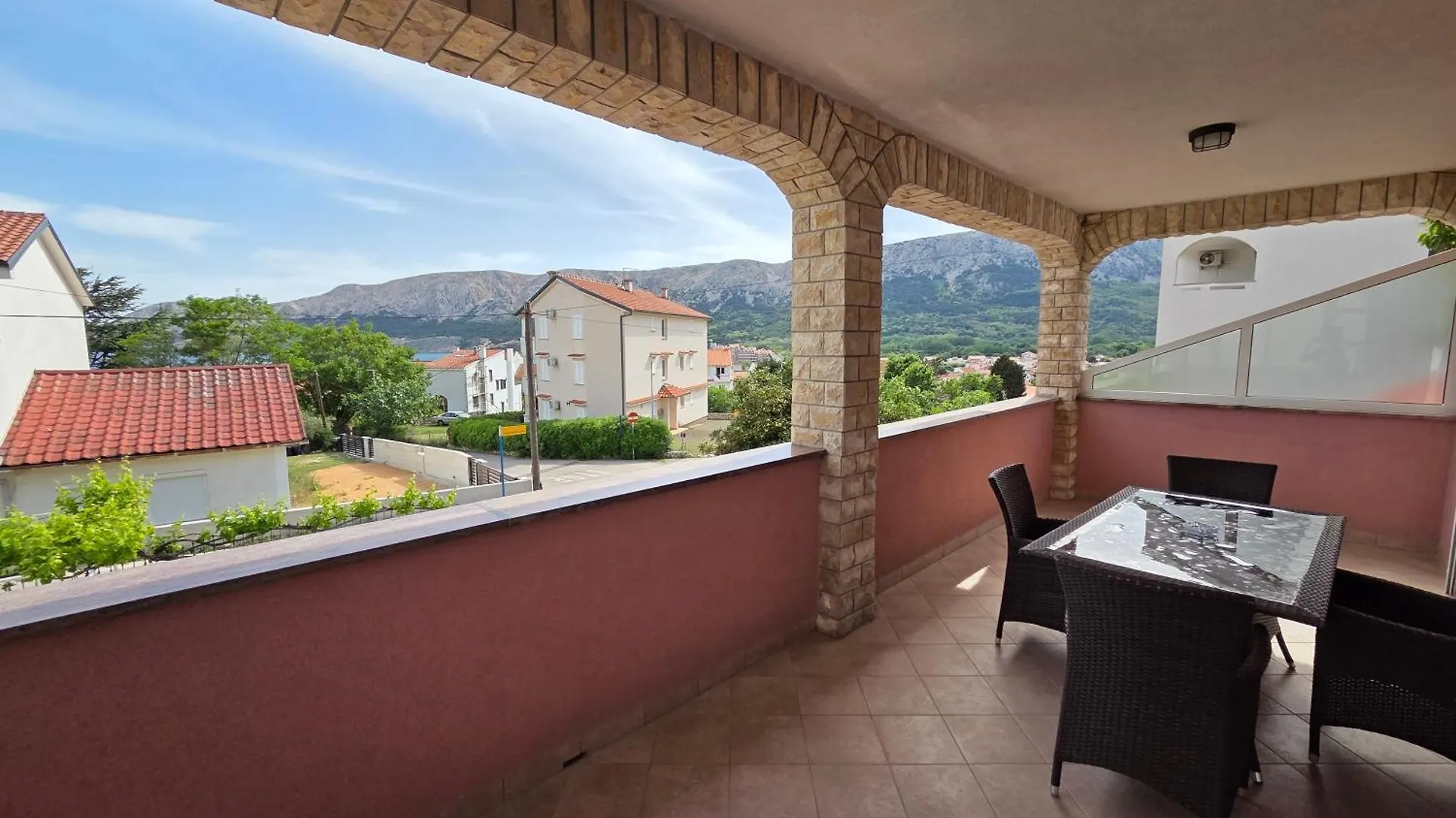 Apartments & Rooms Nensi Guest house Baska (Krk)